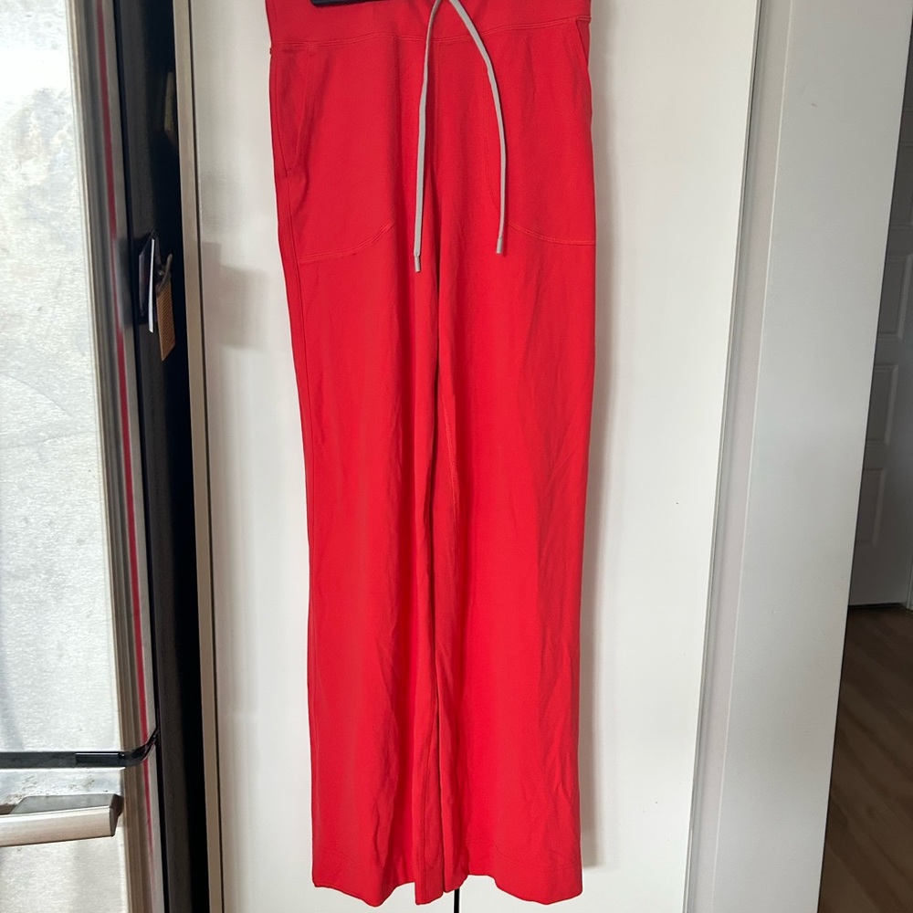 lululemon athletica Red Throwback Still Pants